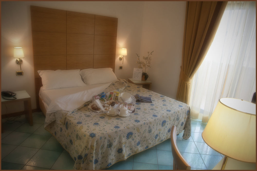 City Hotel カゾーリア エクステリア 写真